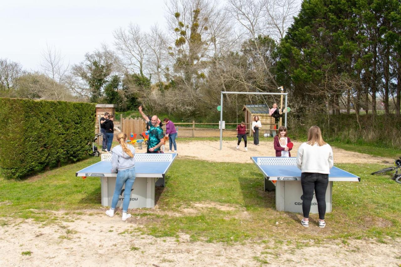 Camping Les Carolins Saint-Lo-d'Ourville Buitenkant foto