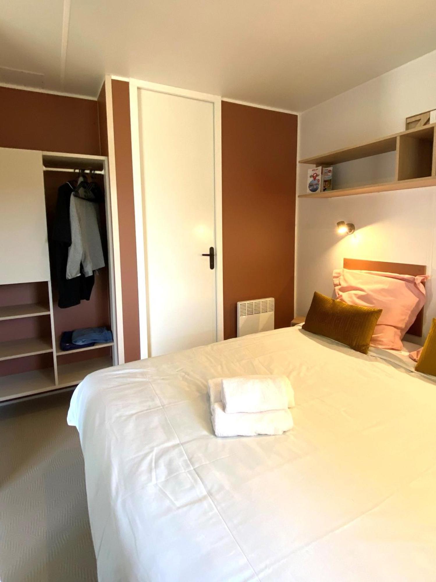 Camping Les Carolins Saint-Lo-d'Ourville Buitenkant foto