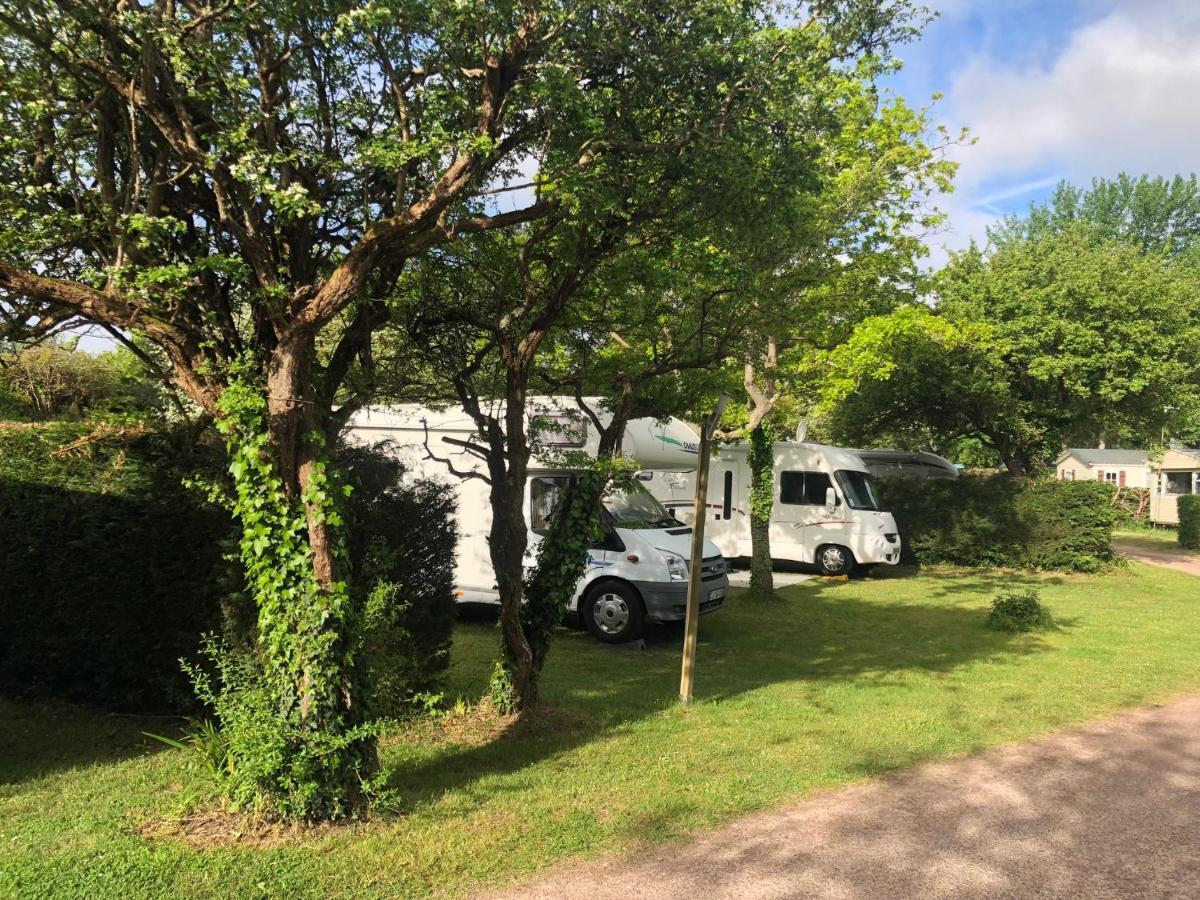 Camping Les Carolins Saint-Lo-d'Ourville Buitenkant foto