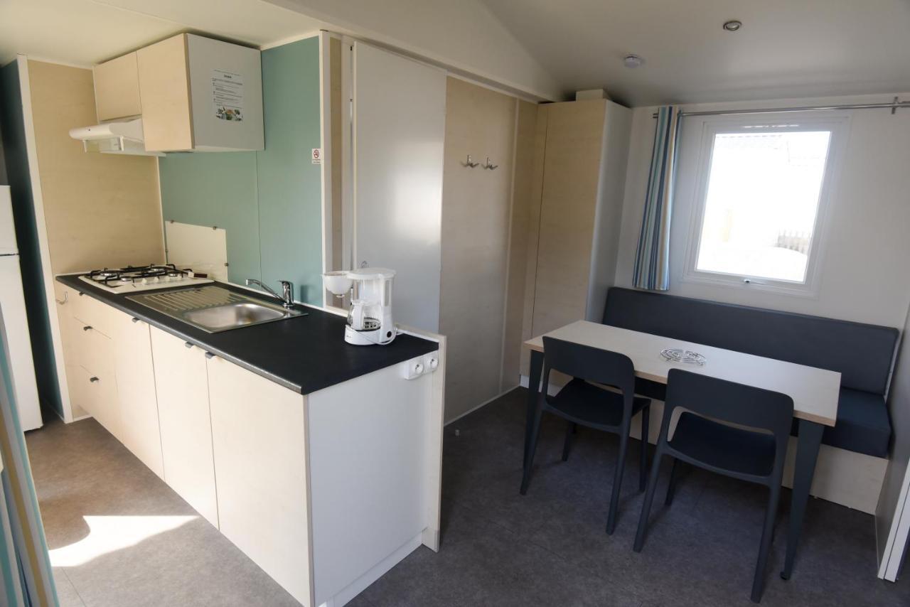 Camping Les Carolins Saint-Lo-d'Ourville Buitenkant foto